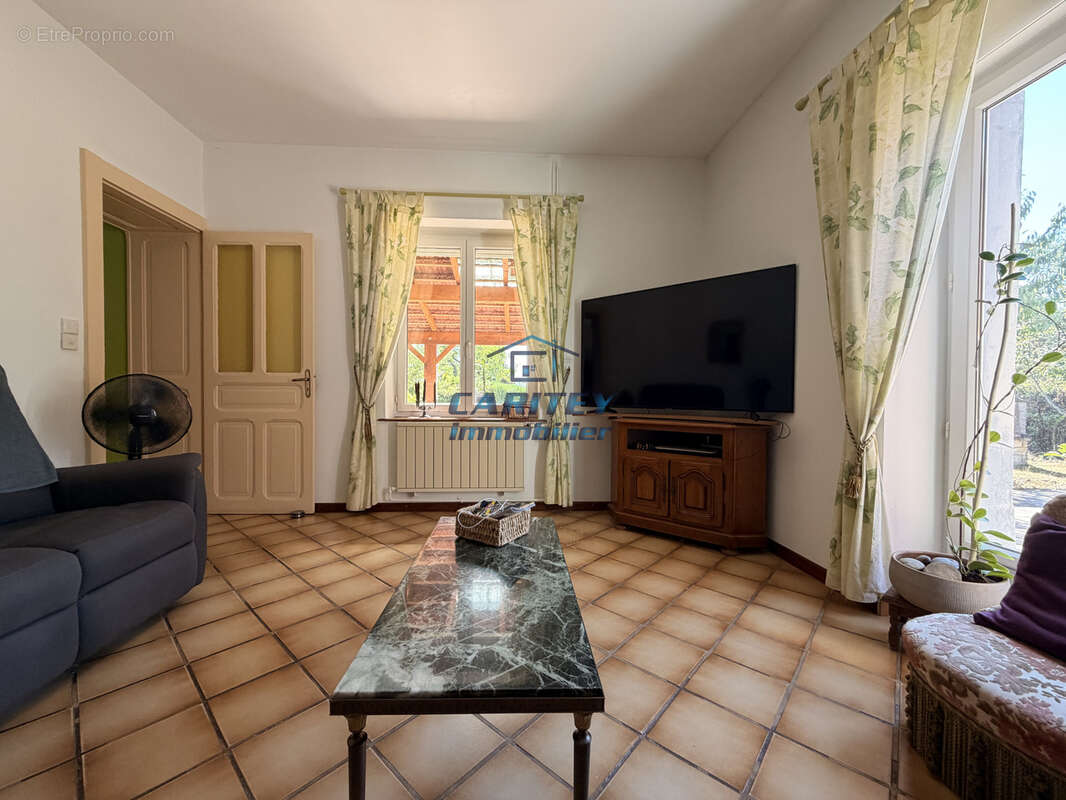 Maison individuelle en pierre   128 m2   4 chambres   Terrain 644 m2 - photo 6