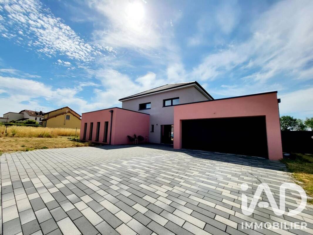 Photo 1 - Maison à MONT-BONVILLERS