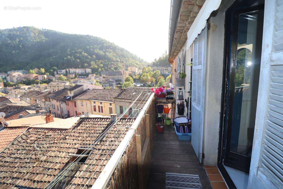 Appartement à L&#039;ESCARENE