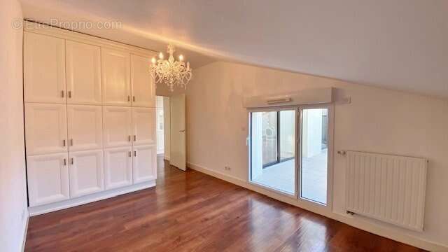 Exceptionnel attique de type 4 pièces de 103 m2 soit 140 m2 hors loi carrez avec 60 m2 de terrasses - photo 18