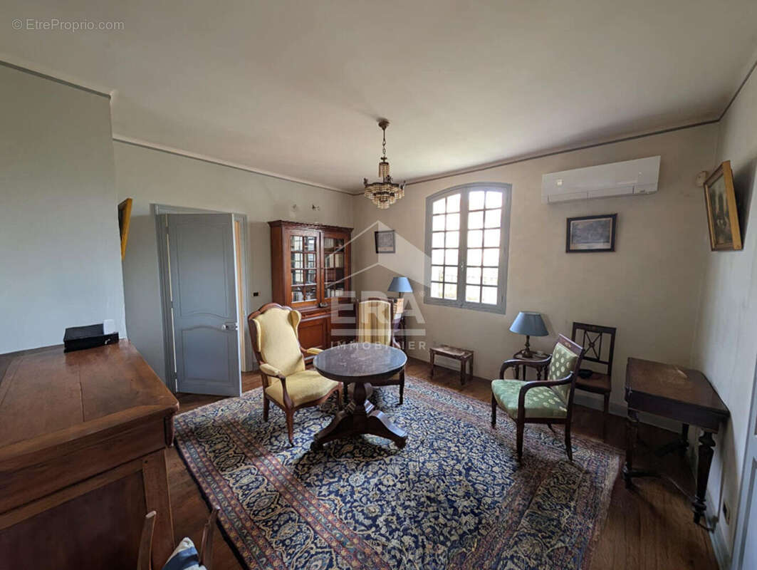Maison à MONTPON-MENESTEROL
