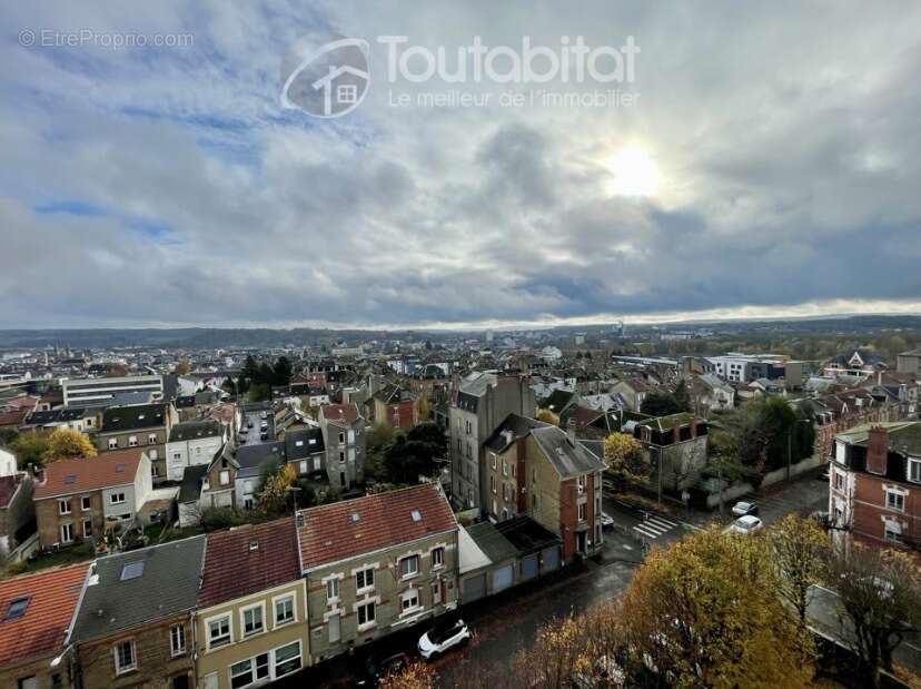 Appartement à CHARLEVILLE-MEZIERES