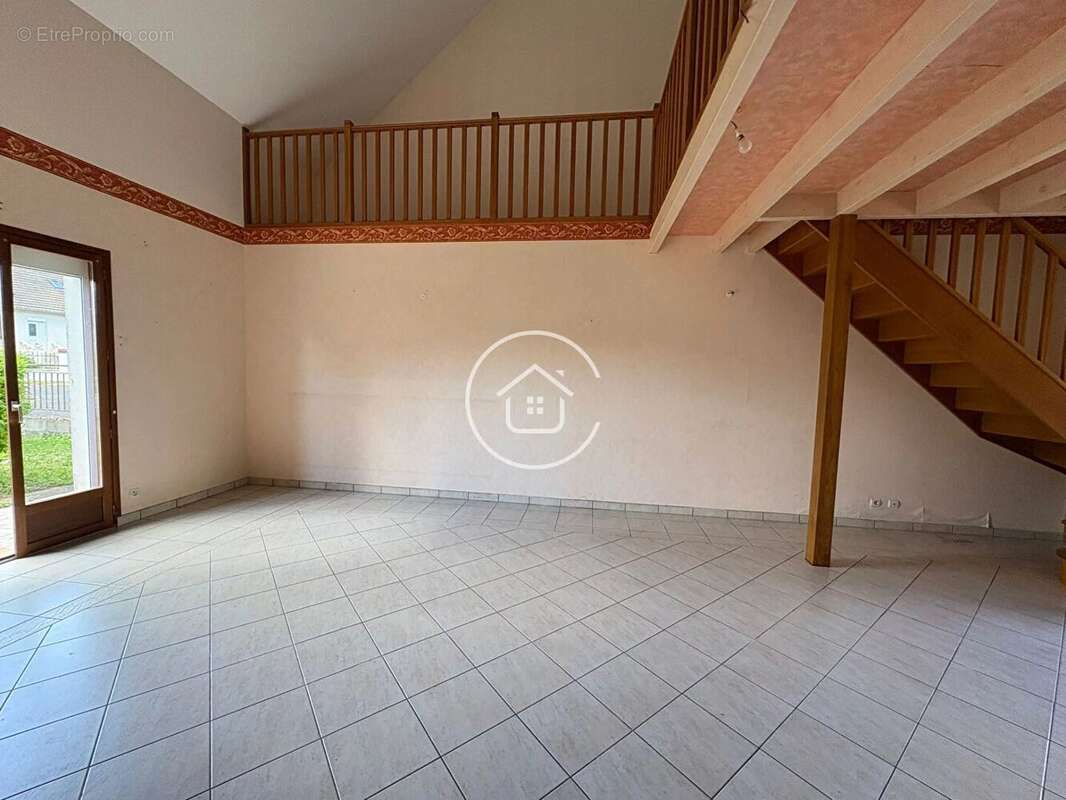 Maison à SAINT-GERVAIS-LA-FORET