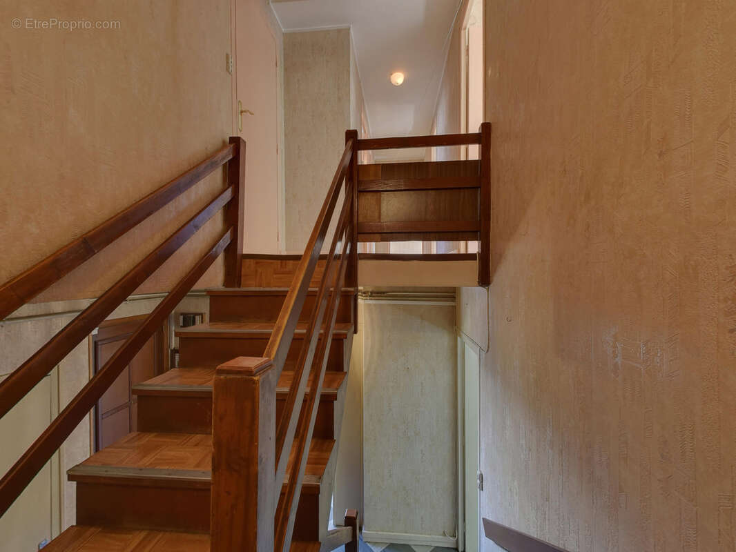 Maison mitoyenne au calme avec travaux dans environnement préservé echirolles polotti - photo 16