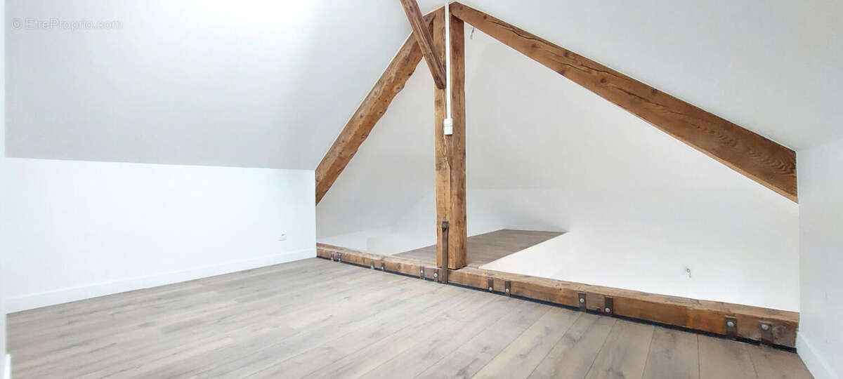 20260220_135153 - Appartement à REMIREMONT