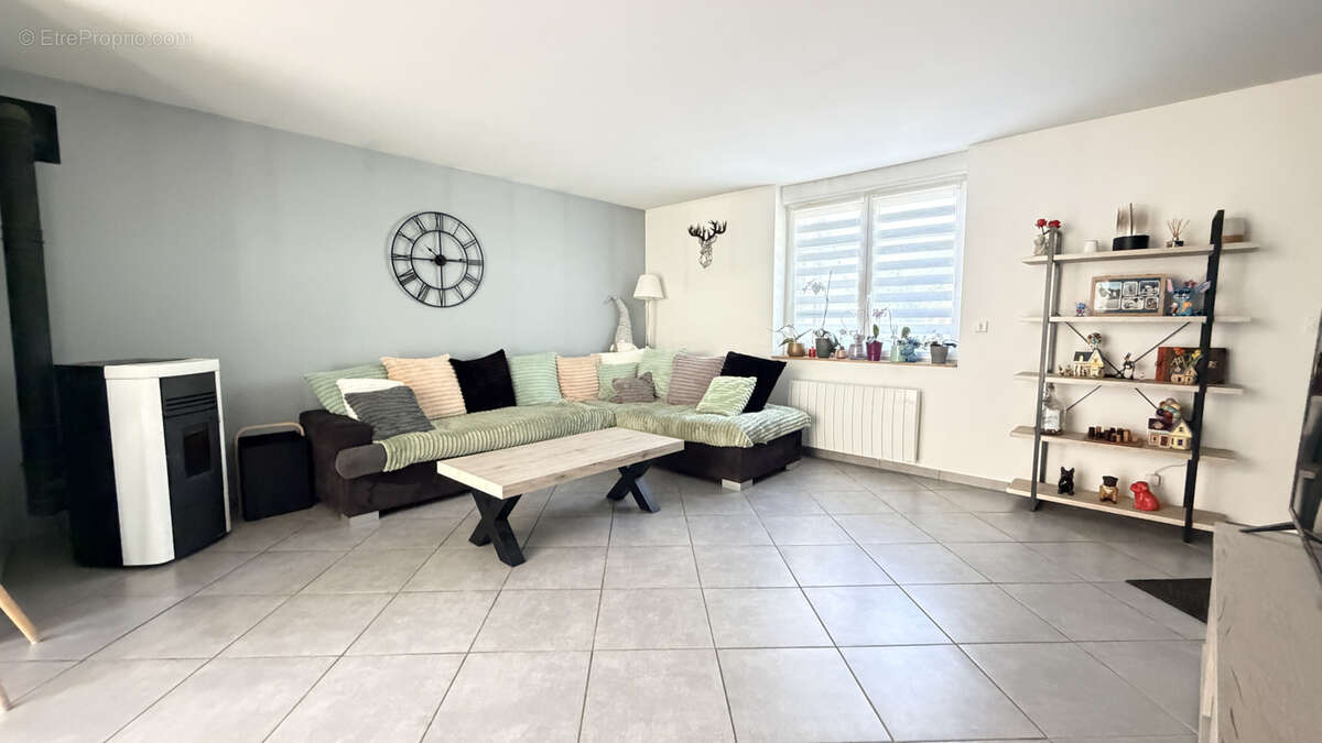 En exclusivité sur la commune de  THUN-SAINT-MARTIN Semi plain pied  individuel - photo 2