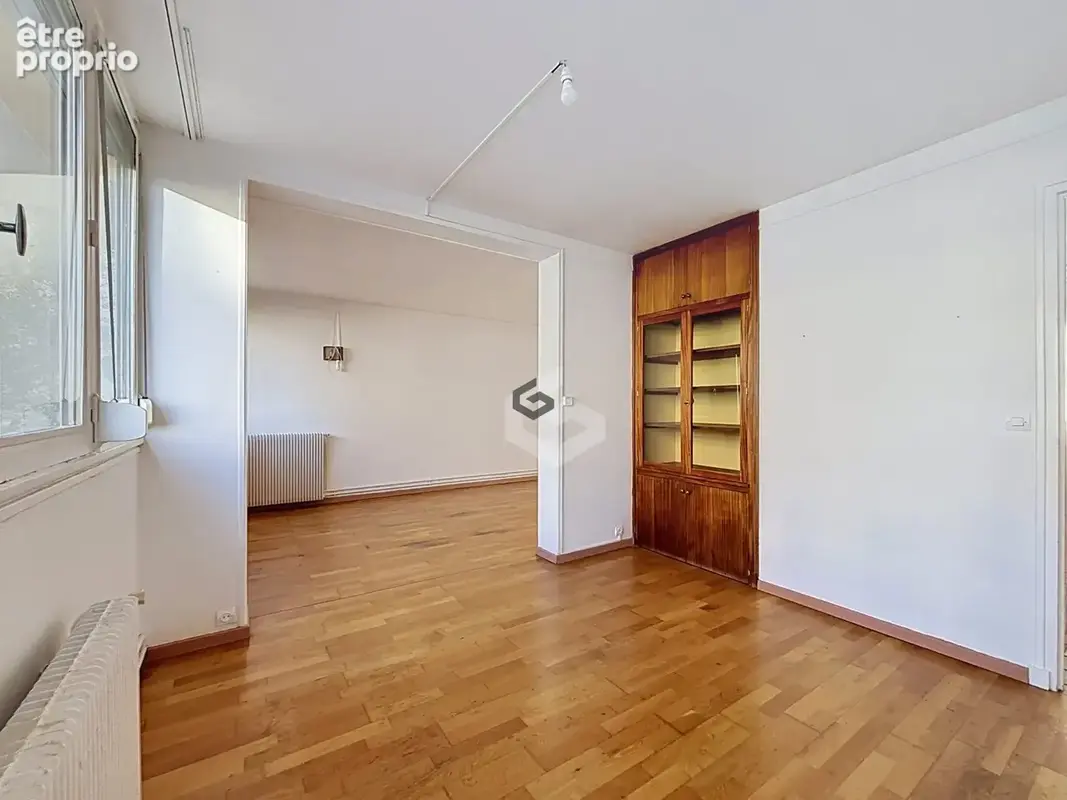 Appartement 4 pièces 66 m² à vendre à Reims (51100) - photo 2