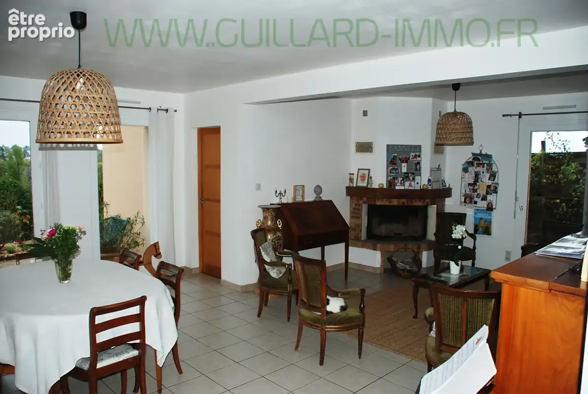 CHATEAUGIRON - Maison 4 chambres et bureaux- terrain 429 m² - photo 2