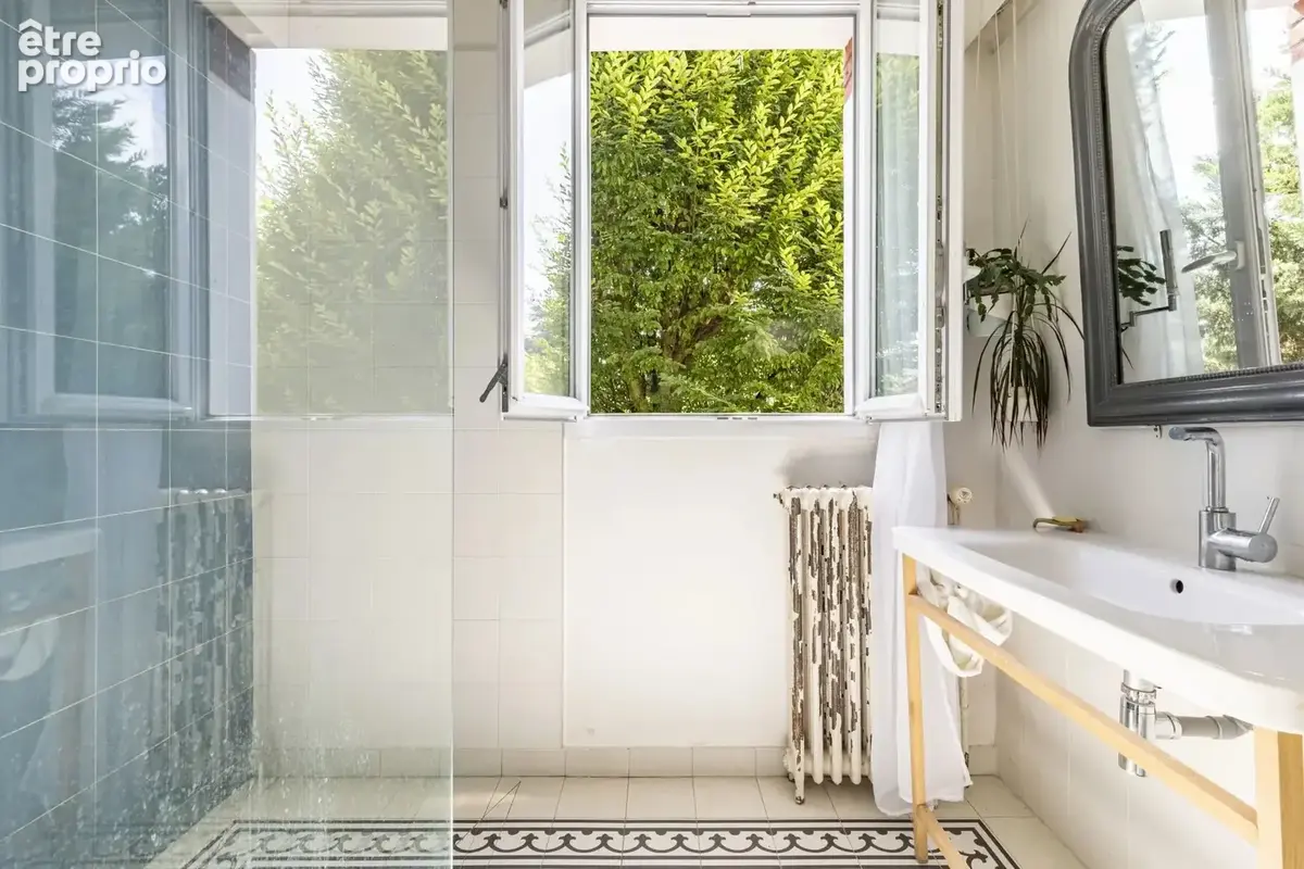 CHAVILLE -  Parc FOURCHON - Belle Meulière sur Terrain 494m² - photo 16