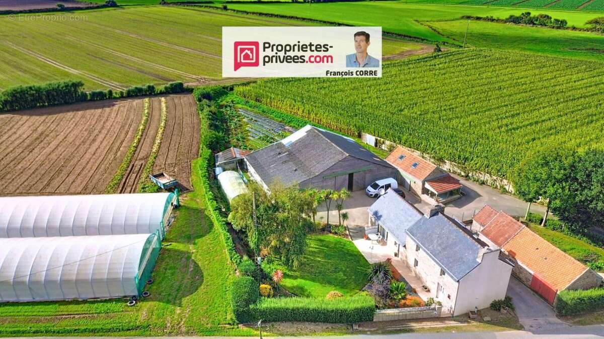 Maison, hangar 280m² et plusieurs dépendances - photo 4