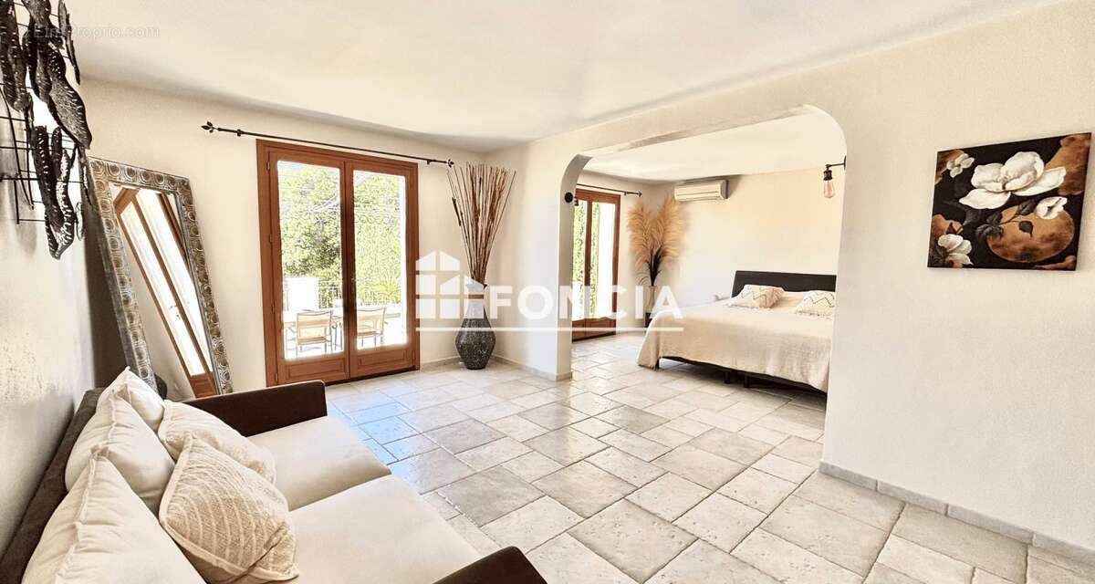 Maison à FREJUS