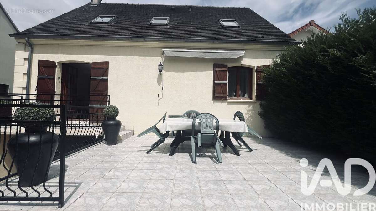 Photo 7 - Maison à VIRY-CHATILLON