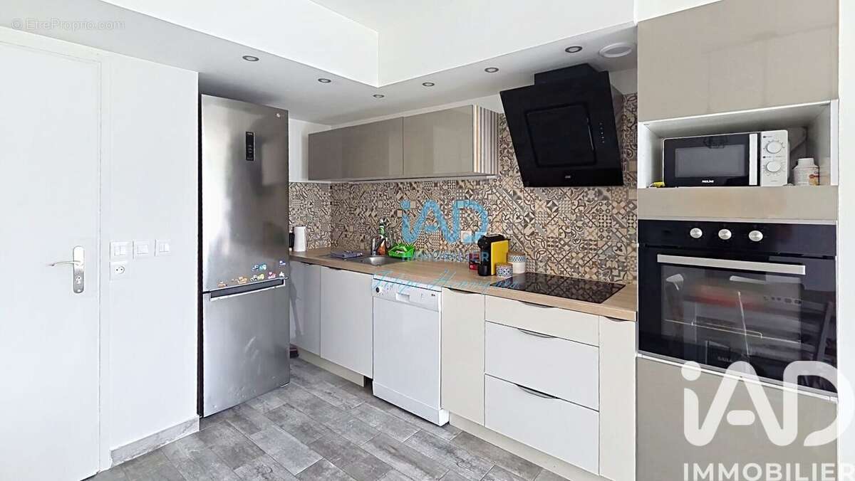Photo 2 - Appartement à LE PLESSIS-TREVISE