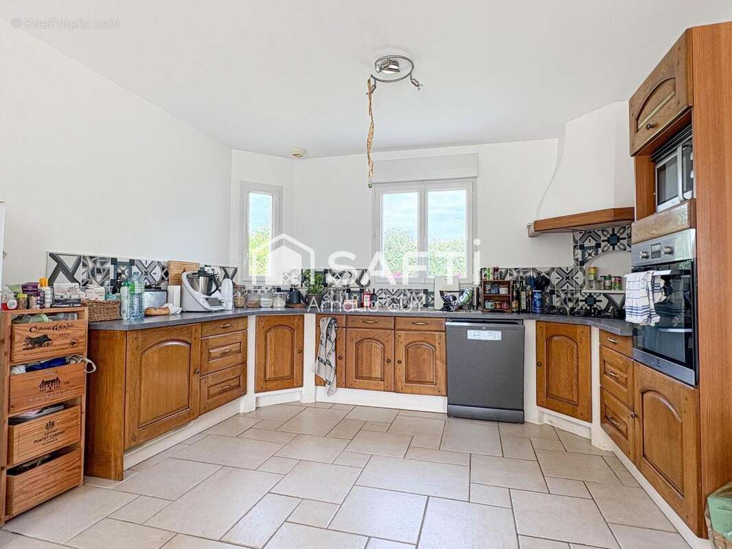 Maison 122 m² à Aillieres-Beauvoir  - photo 4