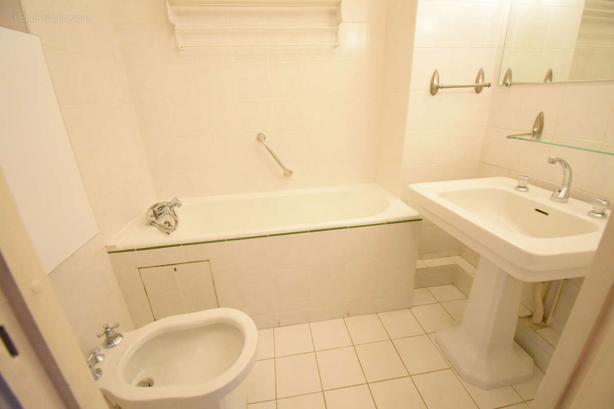 Appartement à VILLE-D'AVRAY