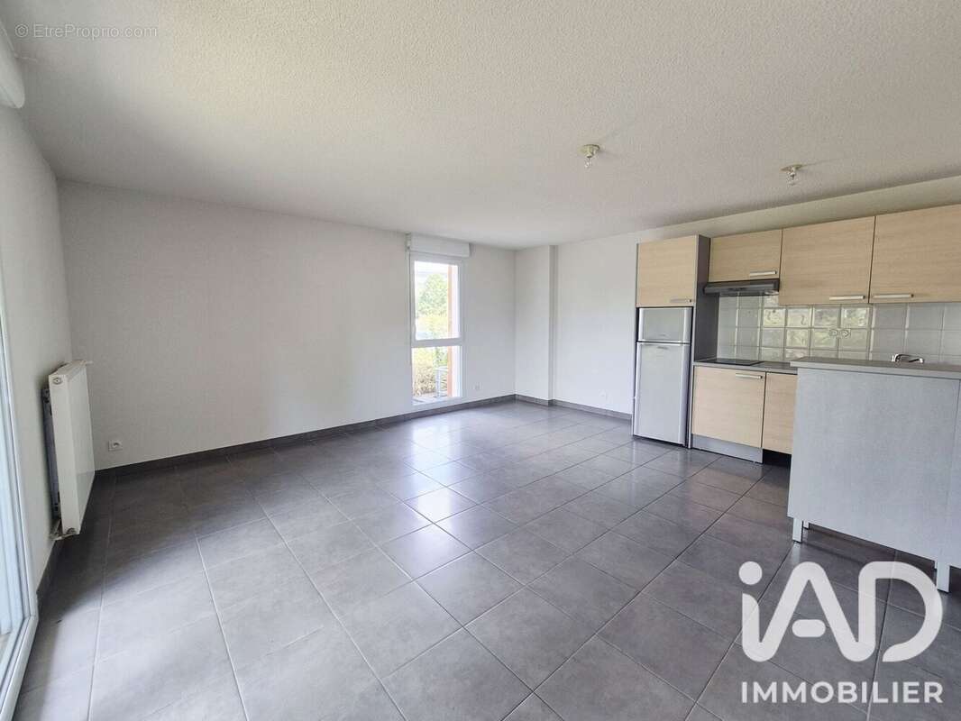 Appartement 65 m² à Tours  - photo 4