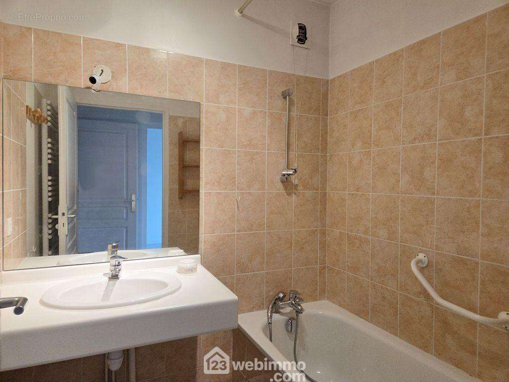 Appartement 72 m² à Albertville  - photo 7
