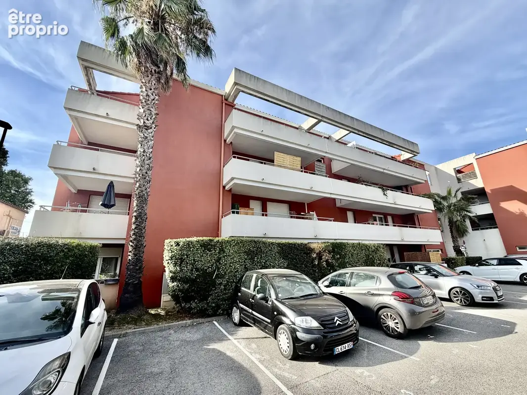 LUNEL (34400)   Appartement T2 de 47 m2 Carrez + Terrasse privative 8 m2 - photo 2