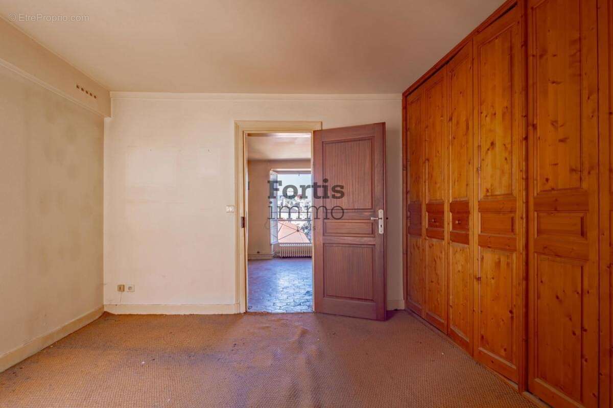 Appartement à PARIS-6E