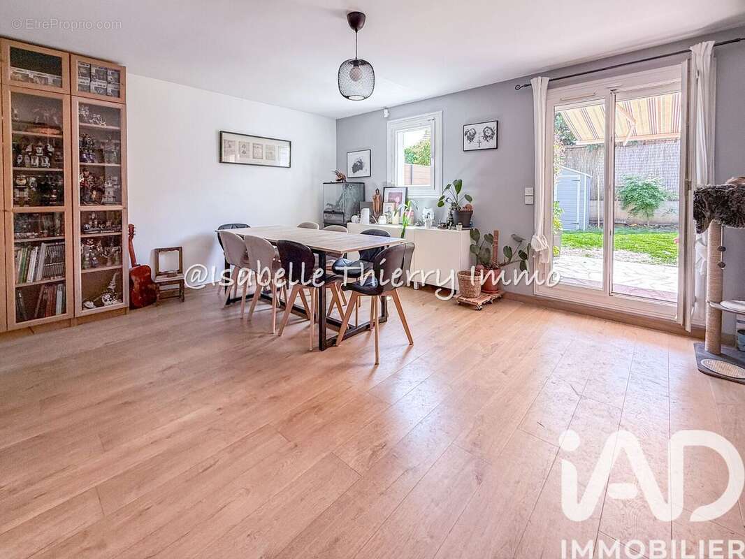 Photo 3 - Maison à LEUVILLE-SUR-ORGE
