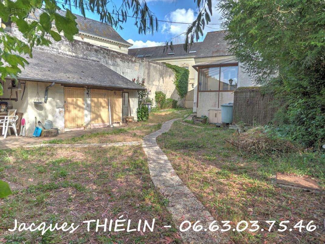 Maison à LONGUE-JUMELLES