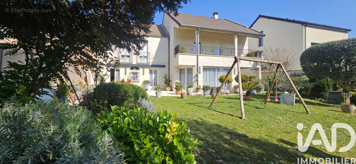 Photo 1 - Maison à DEUIL-LA-BARRE