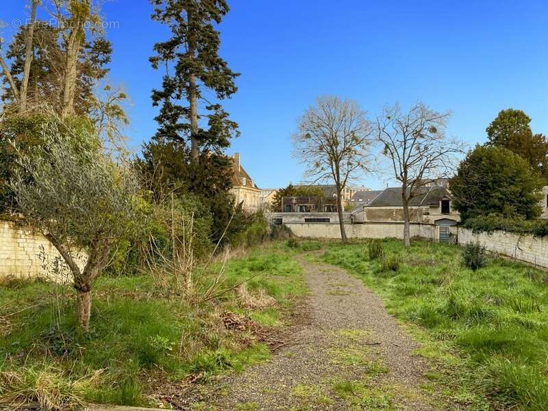 Dpt Vienne (86), à vendre CHATELLERAULT propriete P10 de 350 m² - Terrain de 1 516,00 m² - photo 8