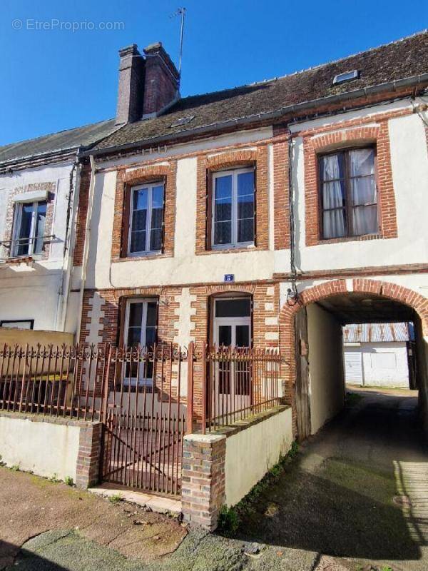 Maison à LA LOUPE