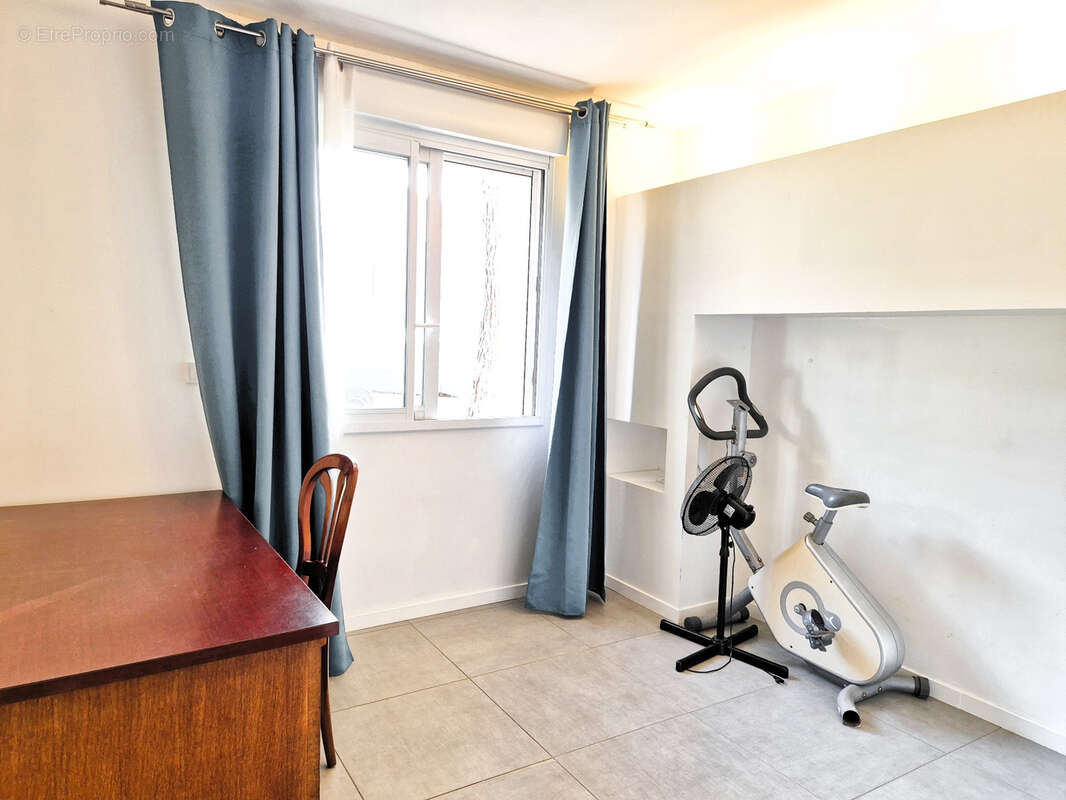 Maison à LEZIGNAN-LA-CEBE