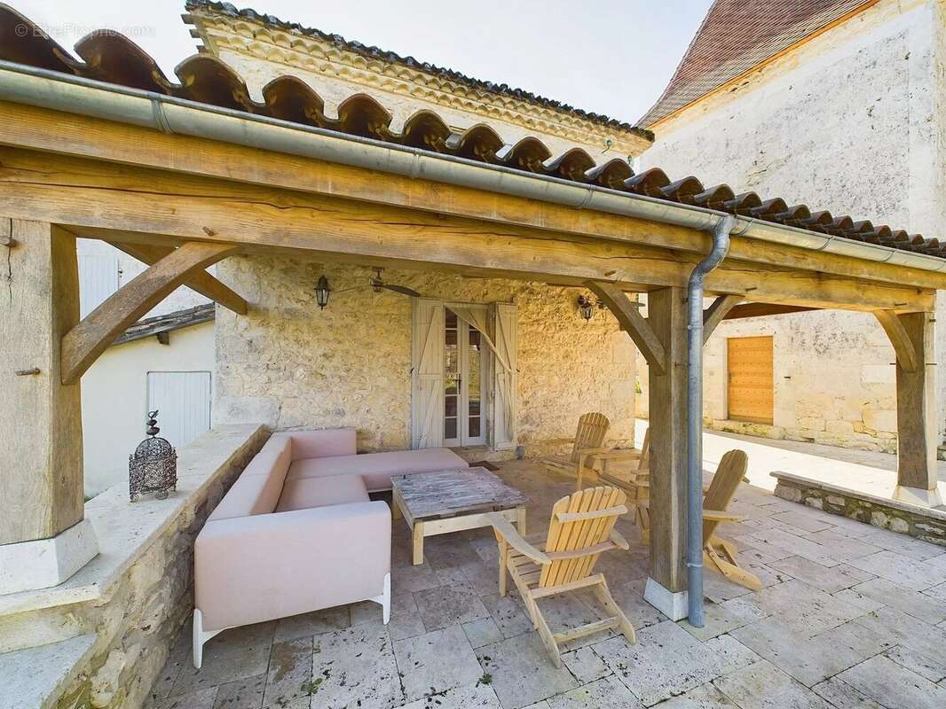 Propriété d’exception avec maison principale, maison d’amis et piscine en Tarn-et-Garonne proche Montaigu de Quercy - photo 6