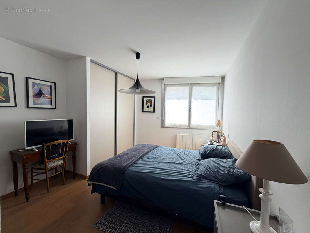 Aurillac secteur Gravier Appartement T3 77 m² avec garage - photo 8