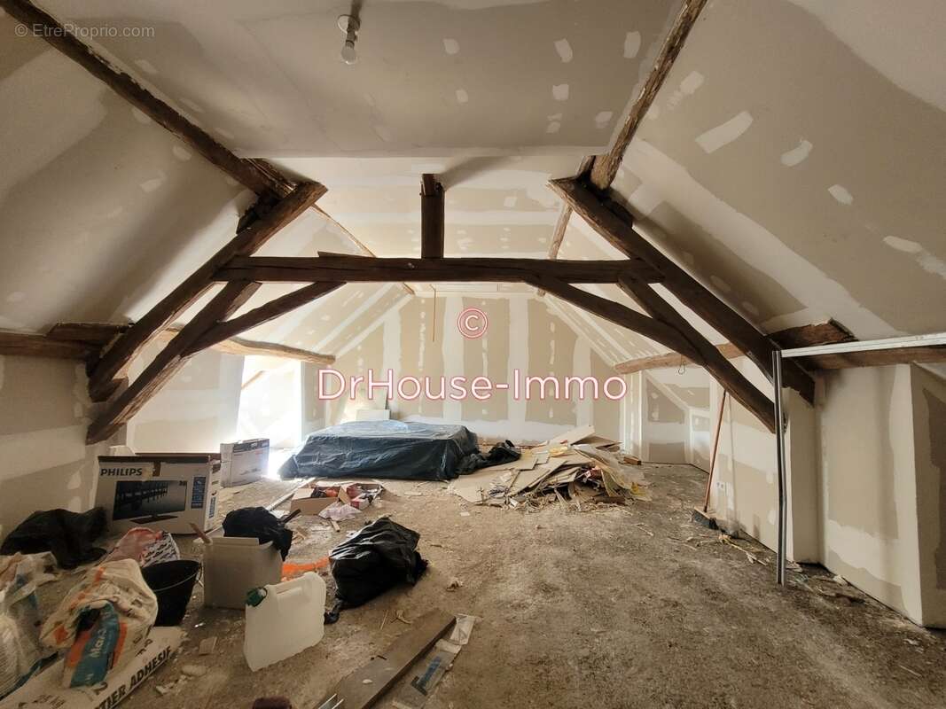 Maison à SAINT-HILAIRE-LES-ANDRESIS