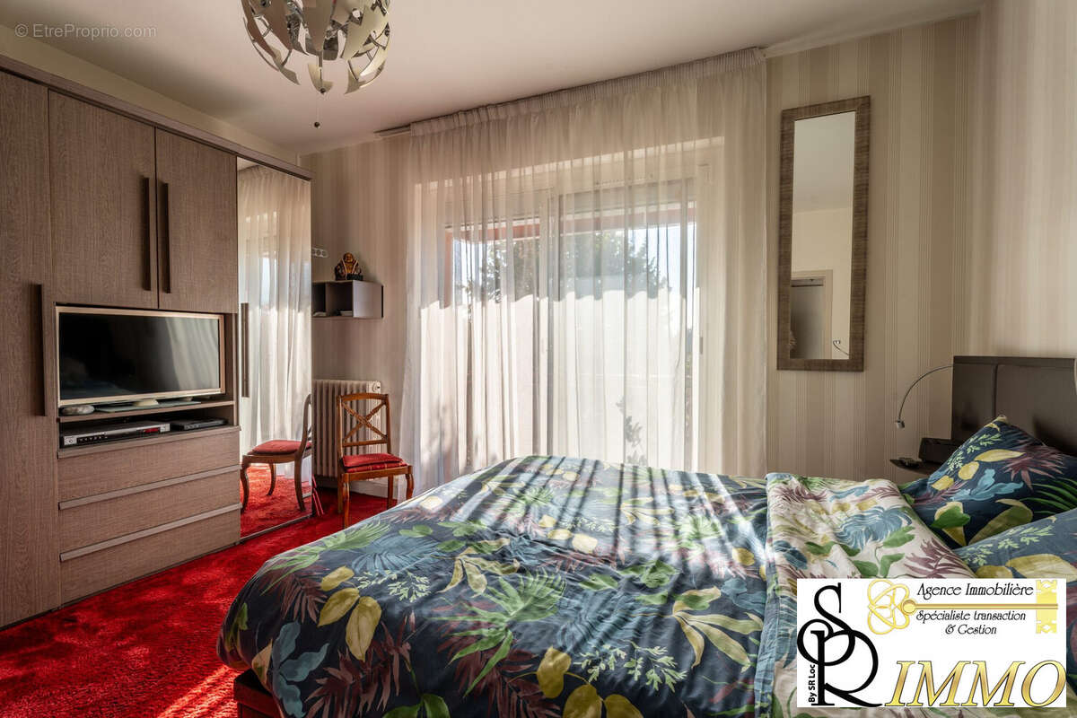 Appartement à TORCY