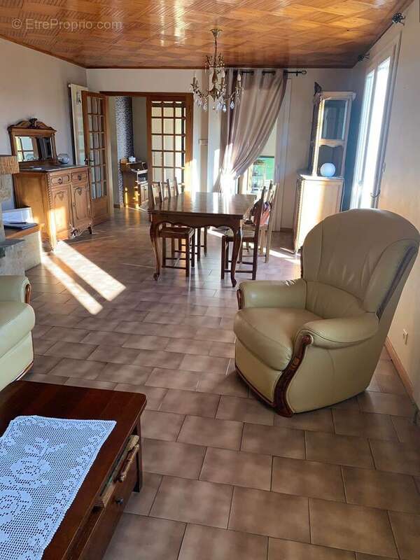 Maison à REQUISTA