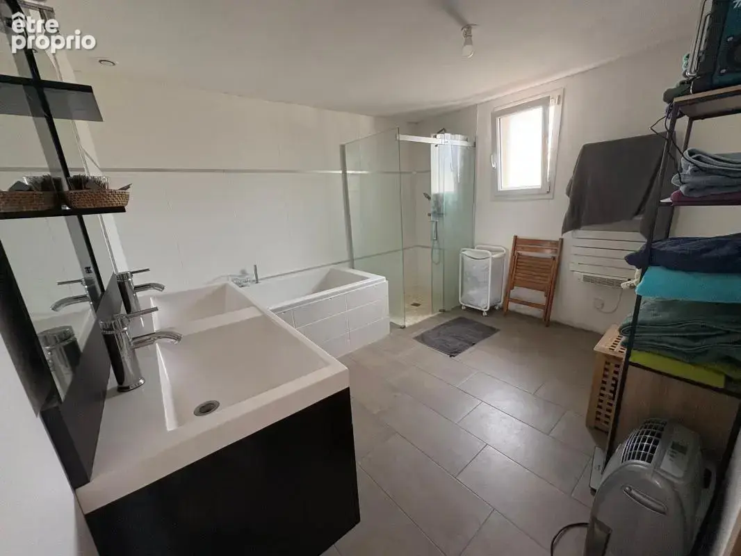 PORTSALL maison T5 à deux pas de plages - photo 5