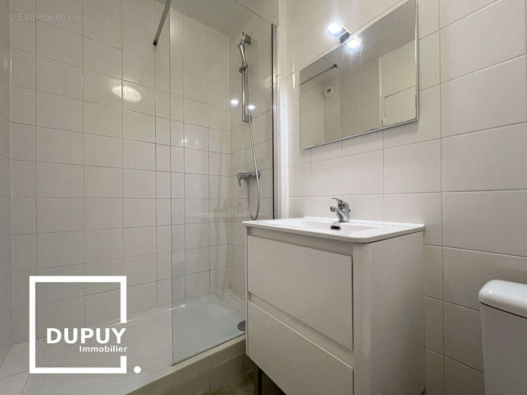 Busca T2 de 43.30 m² - Terrasse - Parking en sous-sol - photo 6