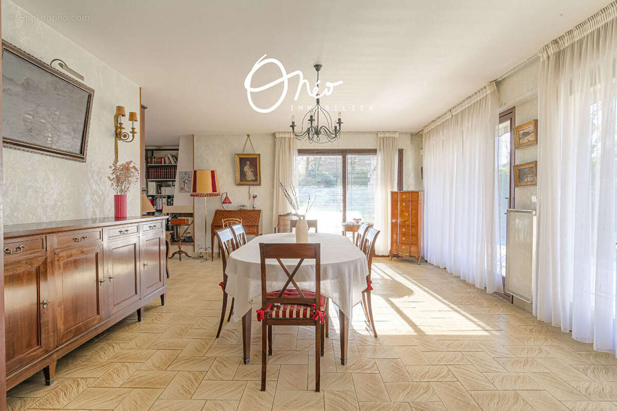Maison à MIONS