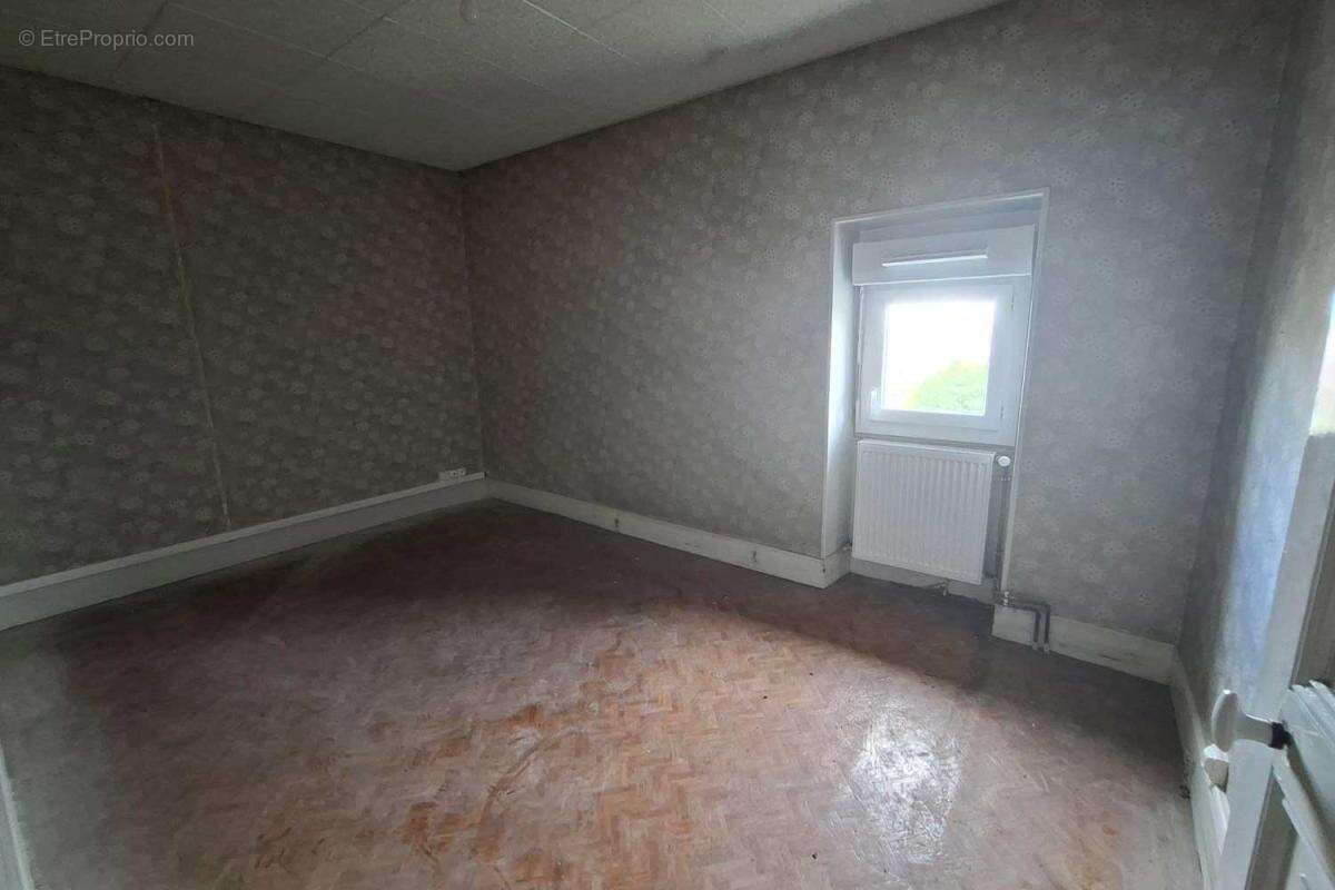 Maison à MONTCEAU-LES-MINES