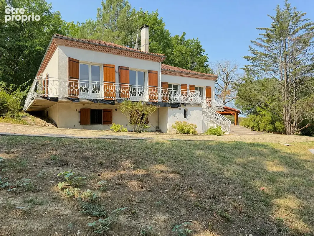 Bourlens ? Maison familiale avec appartement indépendant - photo 3