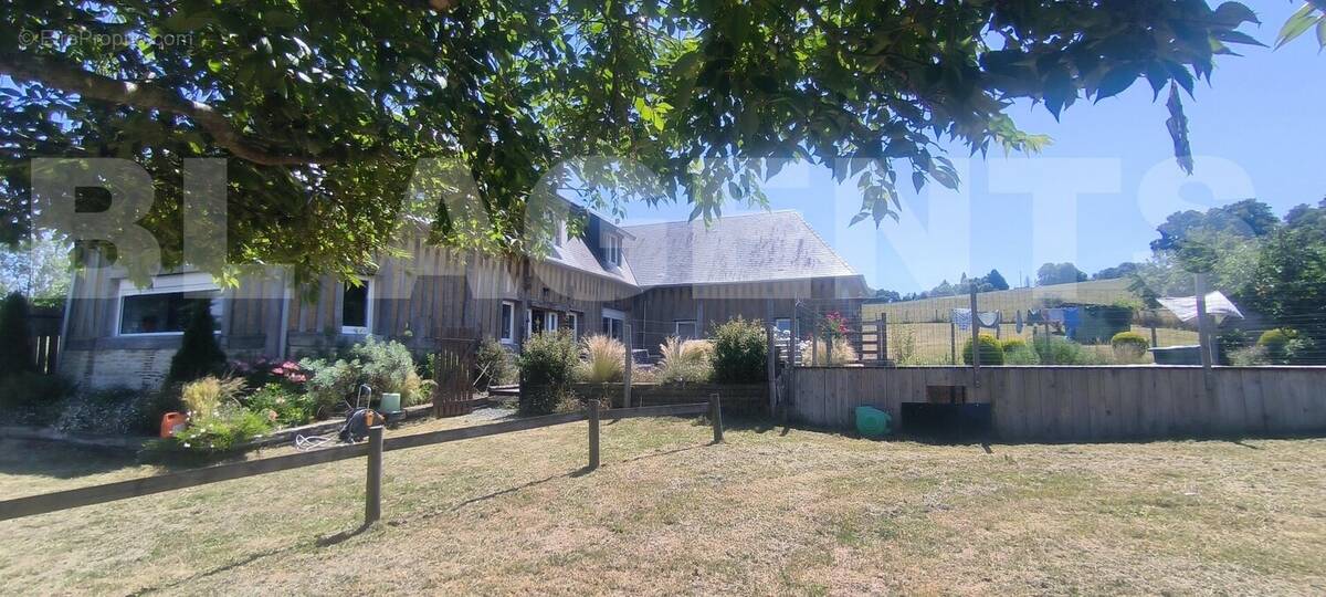 1752602755683 - Maison à CREVECOEUR-EN-AUGE