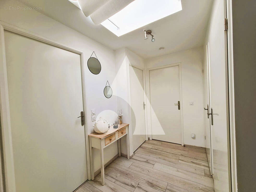 Maison à CRECY-LA-CHAPELLE