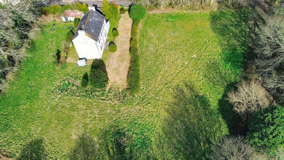 Maison à PLOUIGNEAU