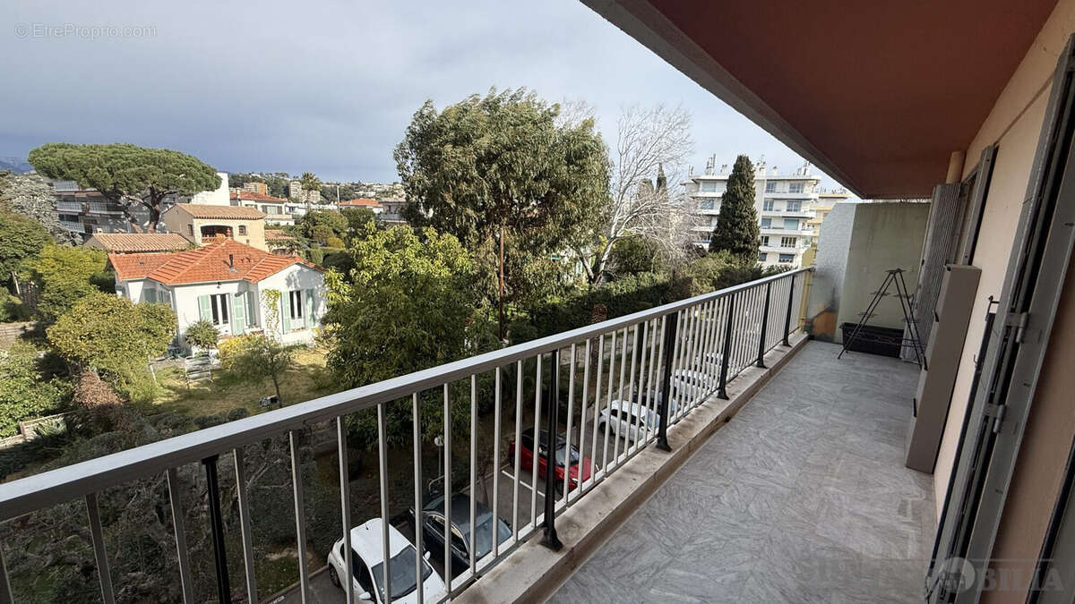 Appartement 72 m² à Cagnes-Sur-Mer  - photo 6