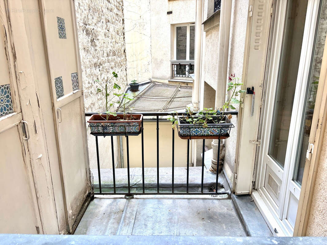 Appartement à PARIS-11E
