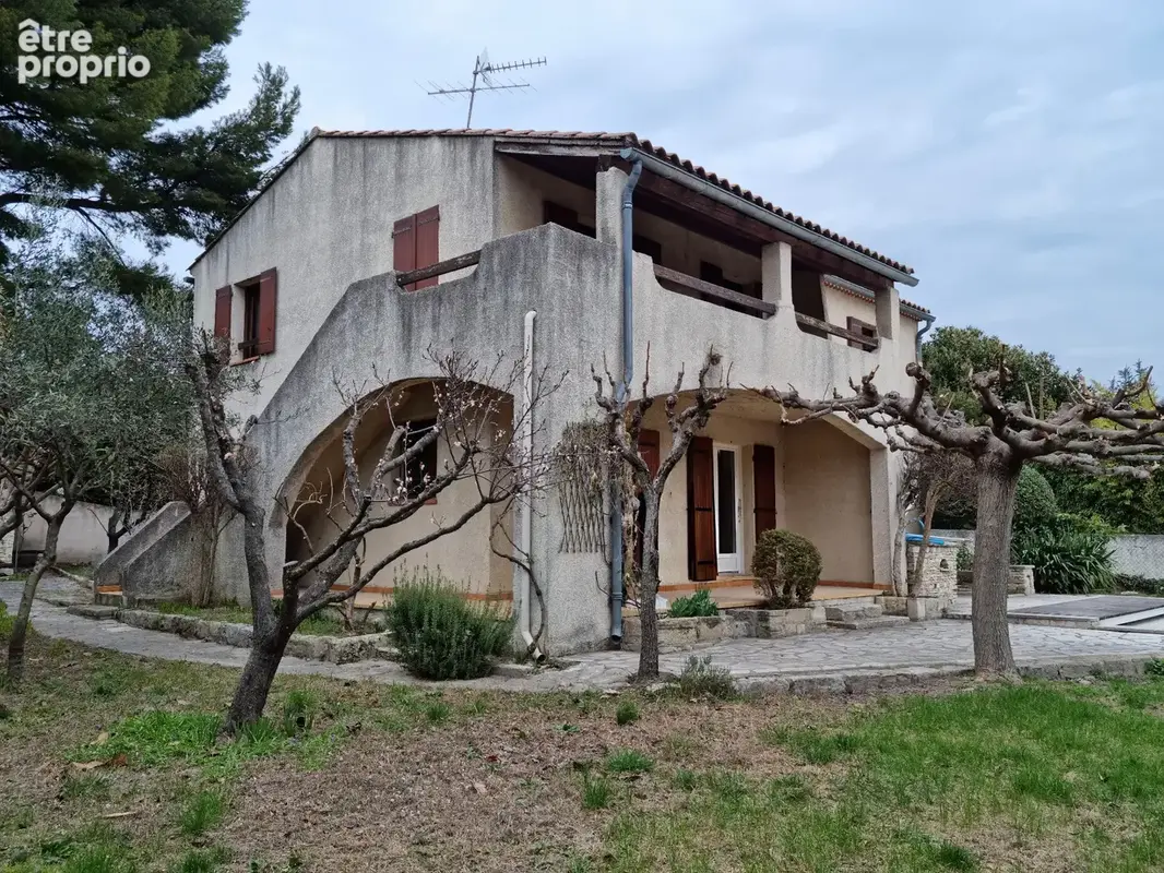 Maison à LES ANGLES