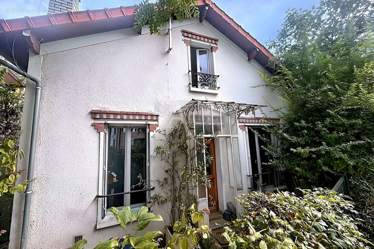 Maison Vitry Sur Seine  secteur gare jean jaures - 5 pièces 107 m2 - photo 10