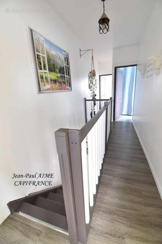 Commerce à PONT-SAINT-ESPRIT