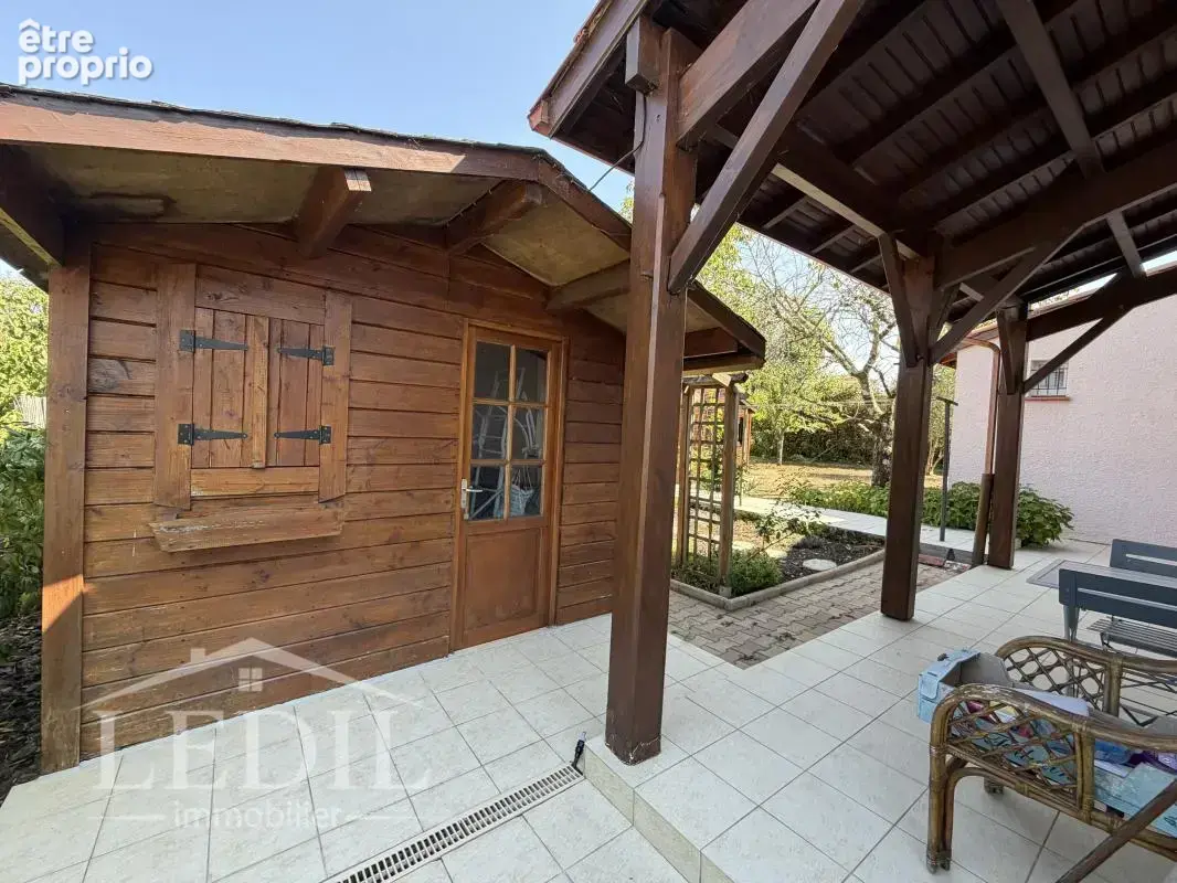 Magnifique villa avec piscine, garage et jardin - photo 5