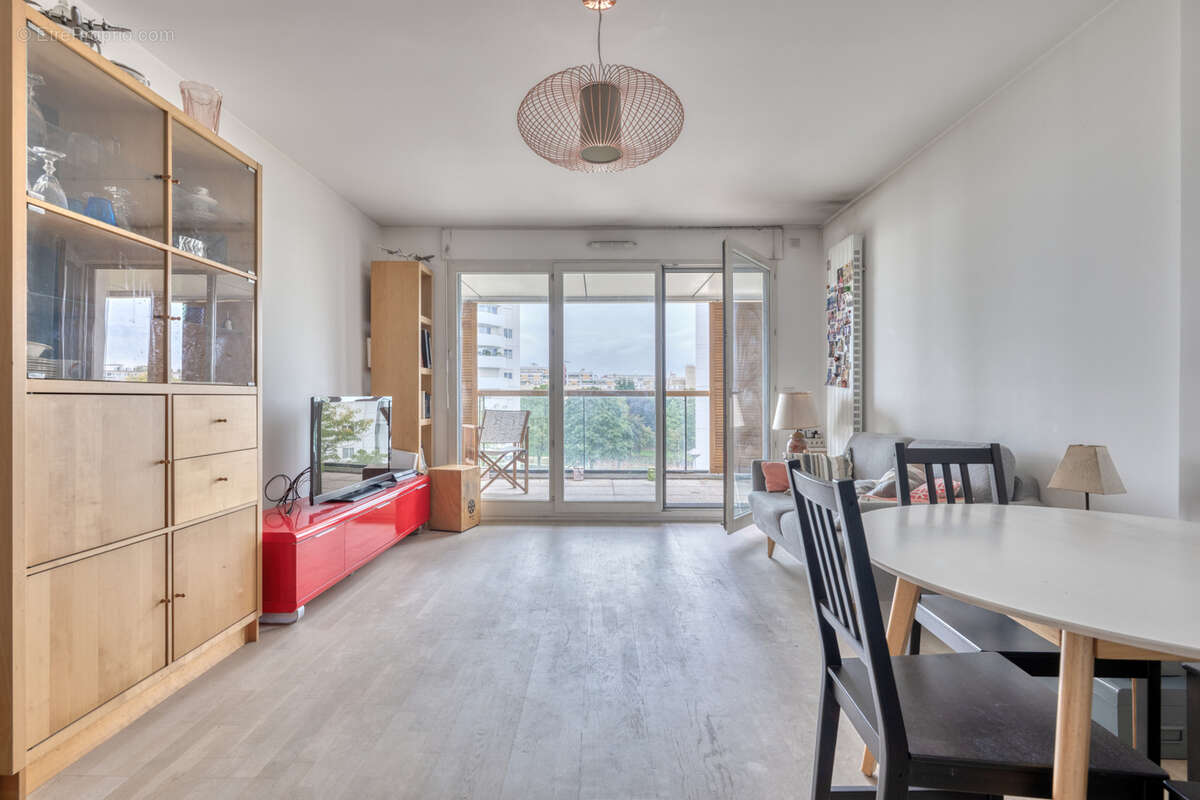 Appartement à MAISONS-ALFORT