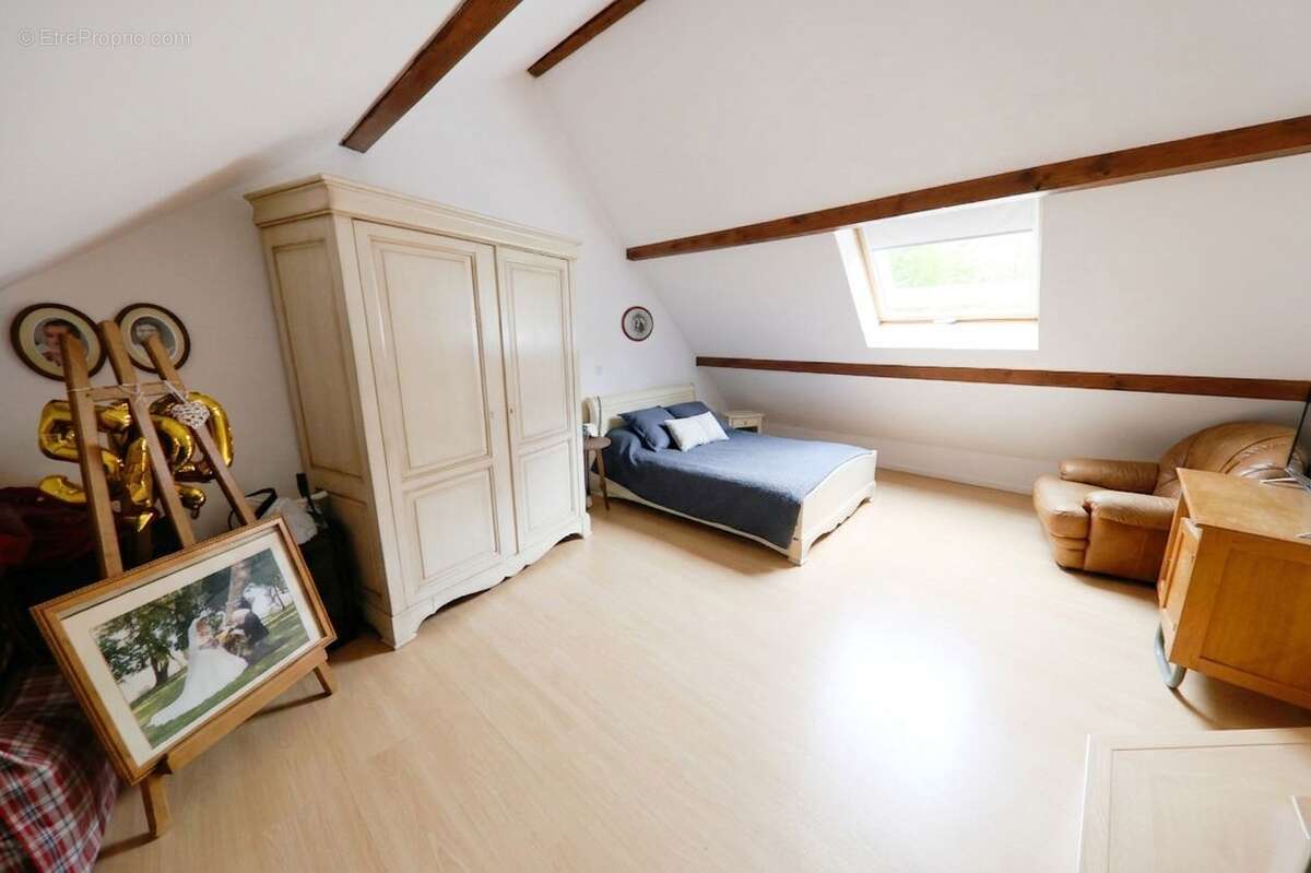 Maison à SACLAS